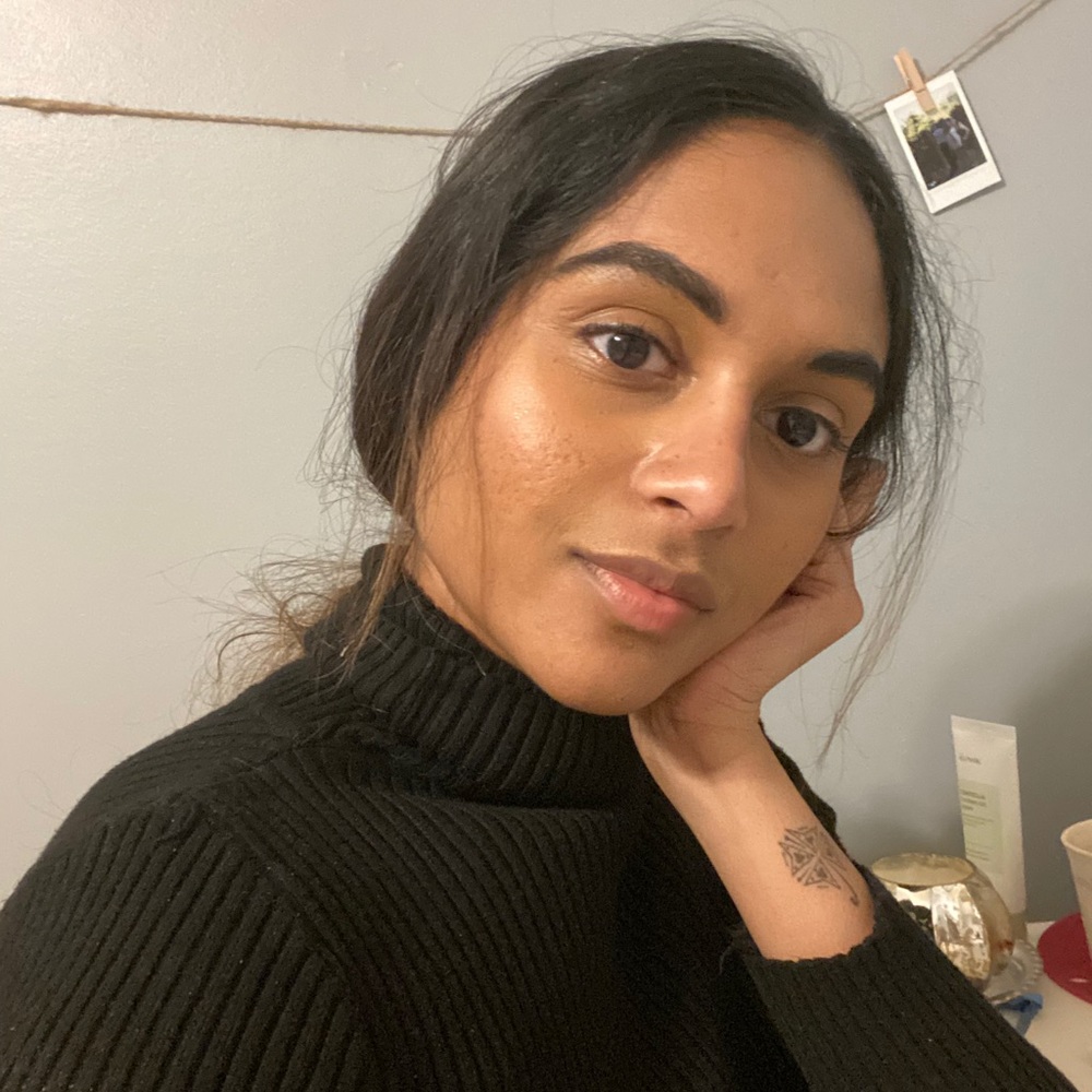 Meet your Posher, Sharonya